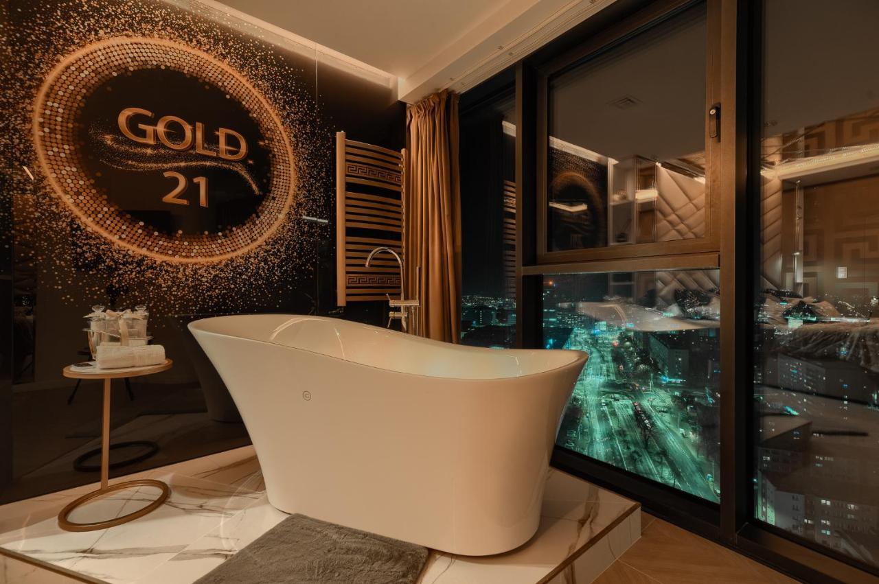 Hanza Tower Gold ชเตชชิน ภายนอก รูปภาพ